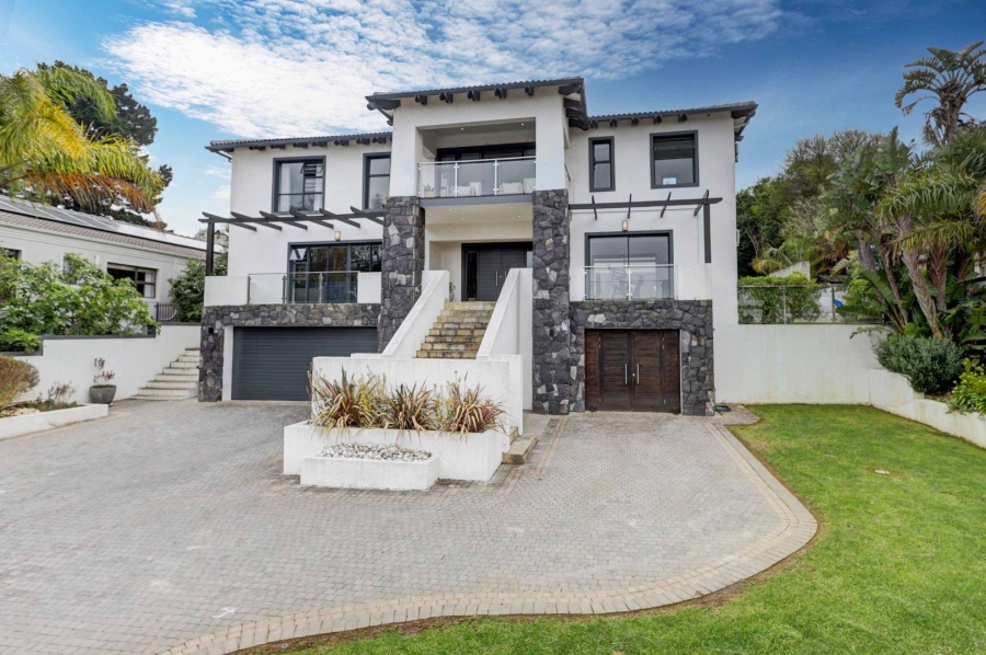 4 Bedroom Property for Sale in Van Riebeeckshof Western Cape